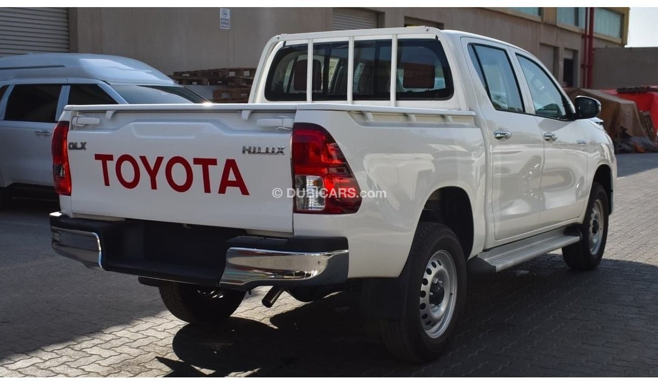 تويوتا هيلوكس TOYOTA HILUX DLX 2.4 PETROL AUTOMATIC 2024 GCC OMAN