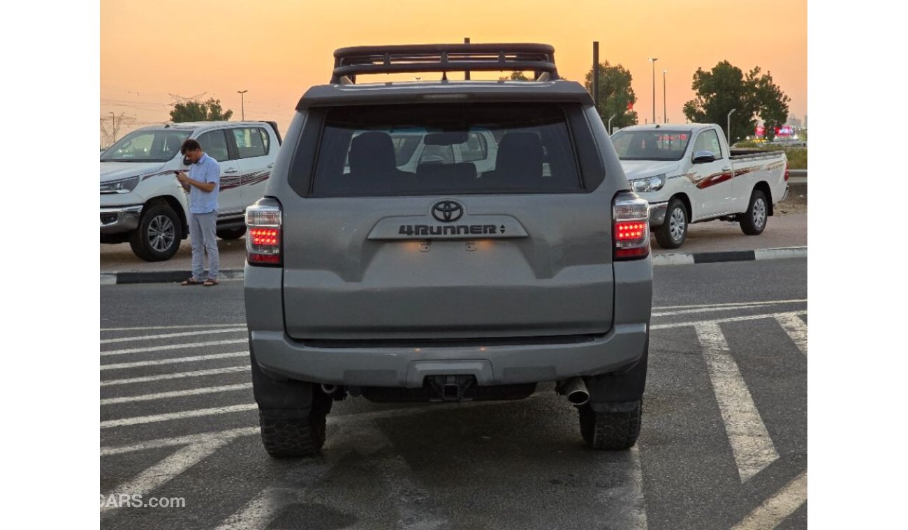 Toyota 4Runner 2021 Model Toyota 4RUNNER 4x4 , Push button and original leather seats