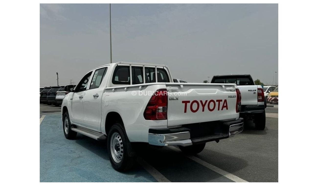 تويوتا هيلوكس Toyota Hilux Basic 2.7 L Petrol 2024 Brand NEW!!! 4 WD