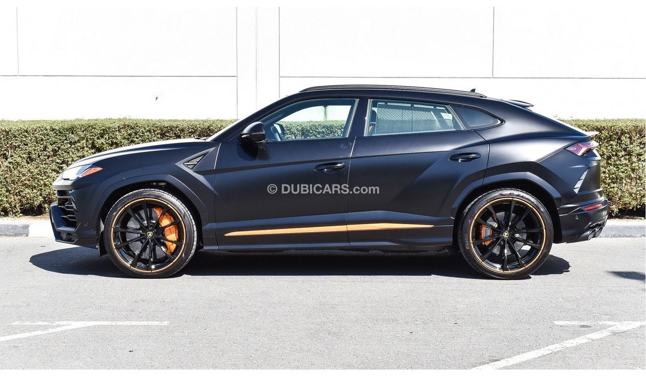 Lamborghini Urus Graphite Capsule. Local Registration + 10%