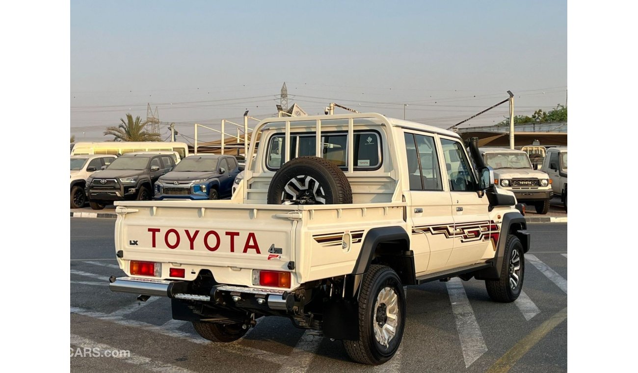 Toyota Land Cruiser Pick Up LC 79 DC 2.8L DSL AT FULL