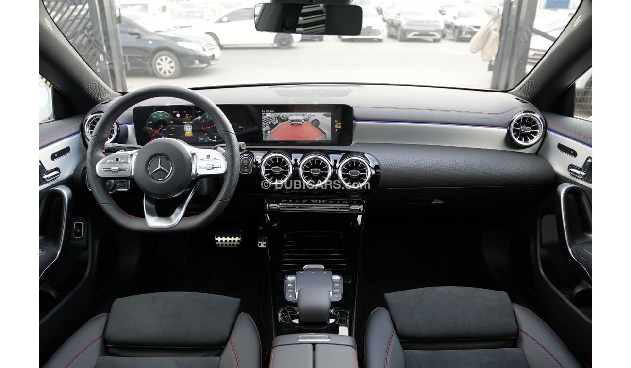 Mercedes-Benz CLA 180 Mercedes Benz CLA 180 | AMG Coupe | Night Package | 2023