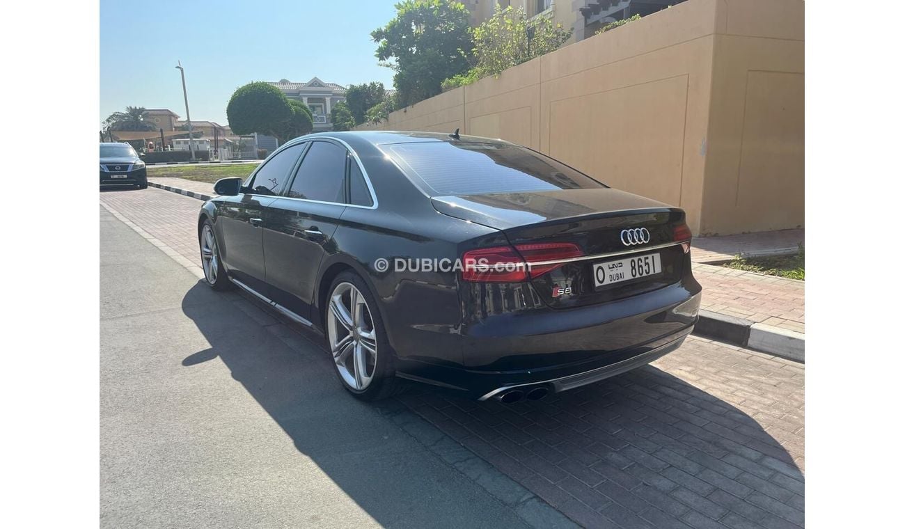 أودي S8 TFSI quattro S-Line 4.2L