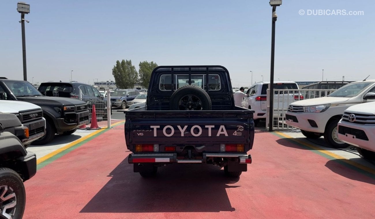 تويوتا لاند كروزر بيك آب TOYOTA LC PICKUP DOUBLE CABIN 4.0L V6 AUTOMATIC TRANSMISSION MODEL 2024