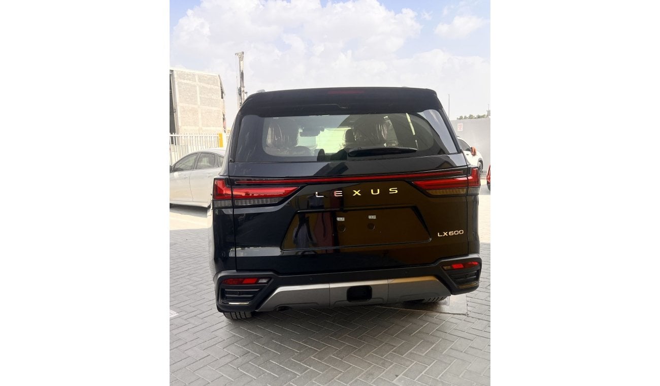 لكزس LX 600 LEXUS LX 600 VIP 4 SEATER FULL OPTIONS