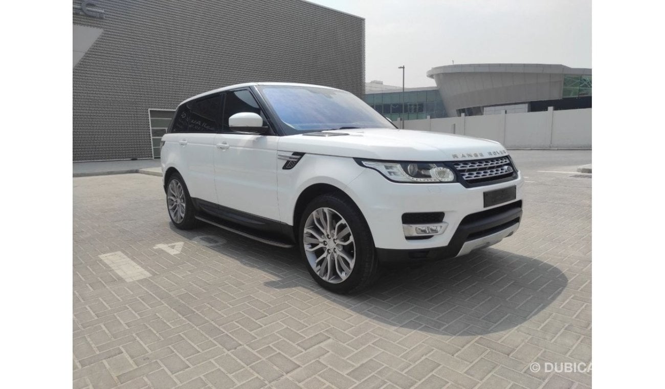 لاند روفر رينج روفر سبورت Range rover sport HSE V6 Gcc full option