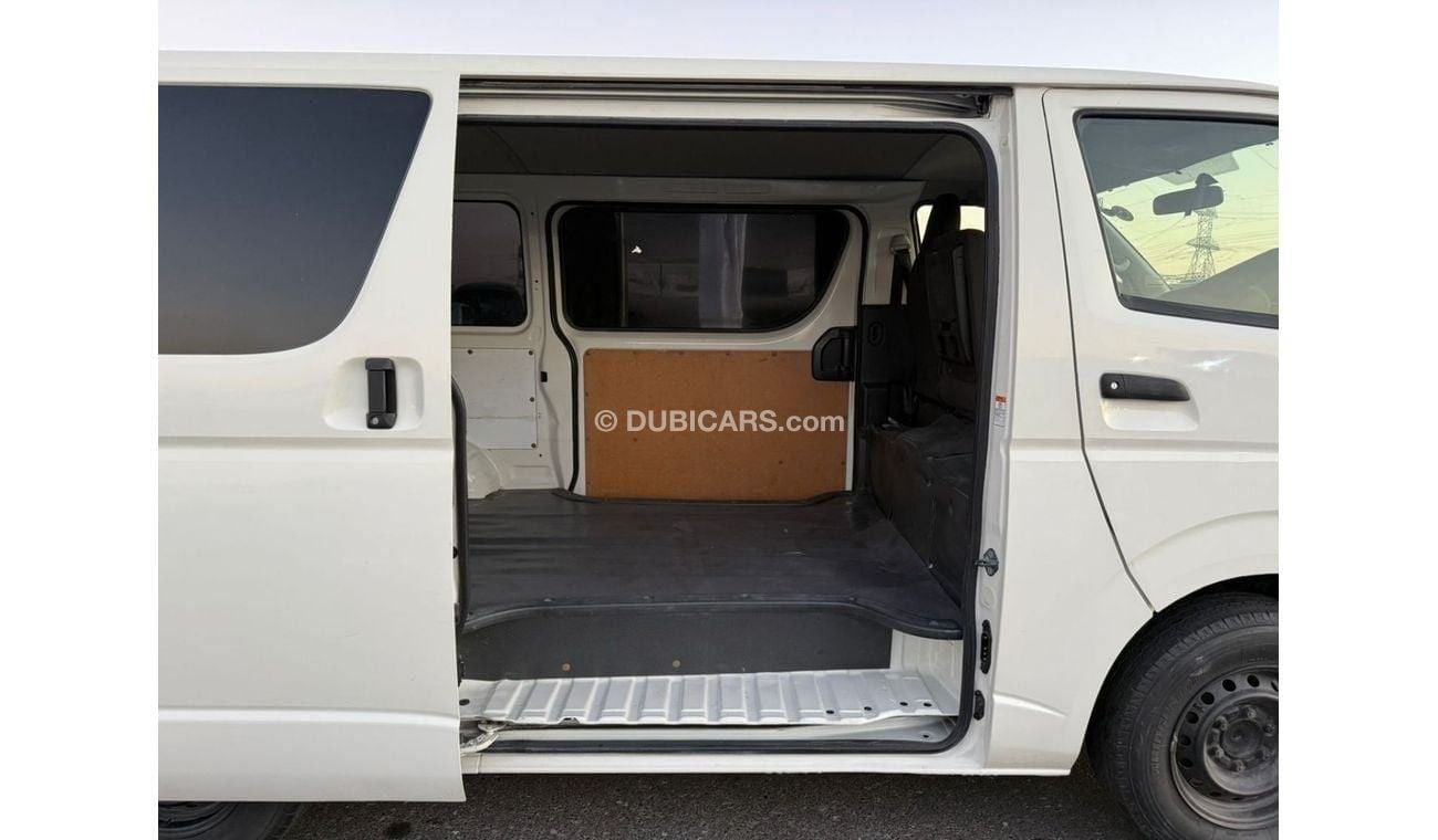 Toyota Hiace PREMIUM CONDITION | 2.8L DIESEL ENGINE | 2019 | RHD