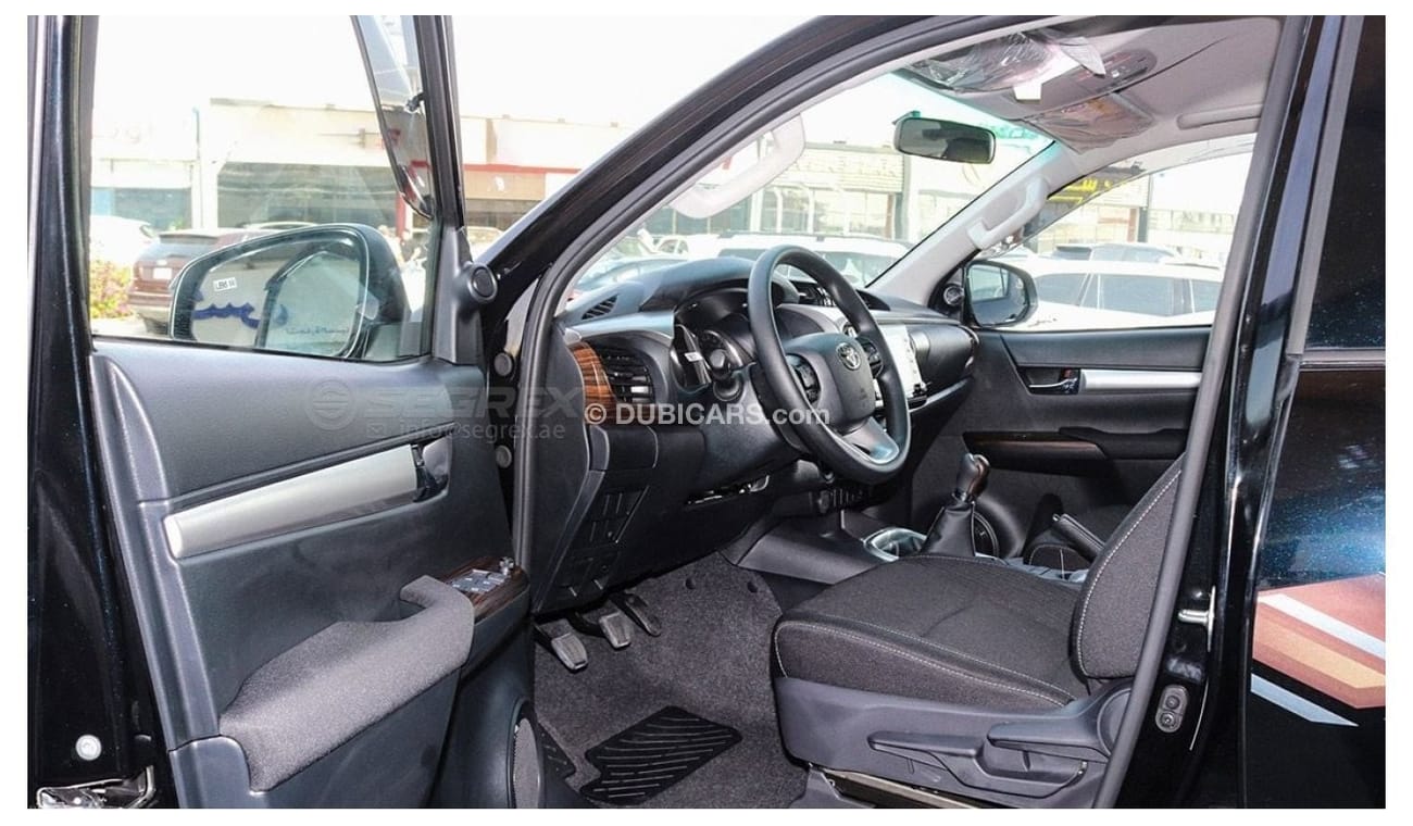 Toyota Hilux DC 2.7L 4x4 M/T FOR EXPORT AVL COLOR