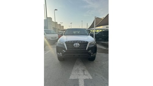 تويوتا فورتونر Toyota Fortuner 2.4L Diesel AT MY2024