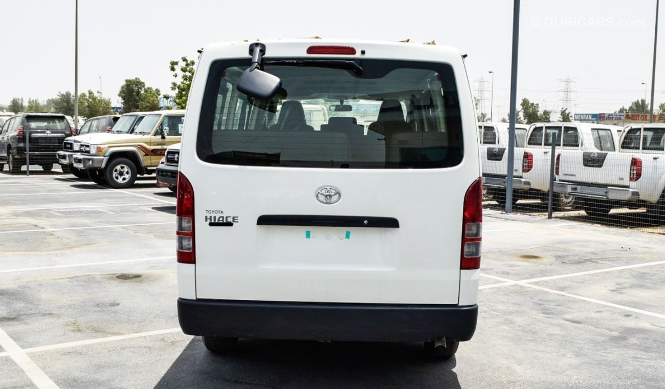 تويوتا هاياس Standard Roof Passenger Van - 2.5L Diesel Manul