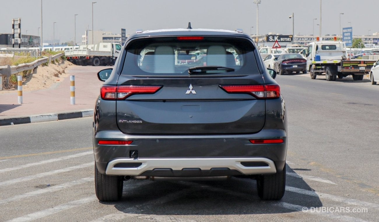 ميتسوبيشي آوتلاندر For Export Only !  Brand New Mitsubishi Outlander Medium Line 2.5L Petrol | Black/Beige | 2025 |