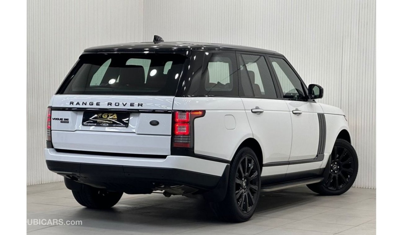 Land Rover Range Rover Vogue SE Supercharged 2017 Range Rover Vogue SE Supercharged, Warranty, Service History, Fully Loaded, GCC