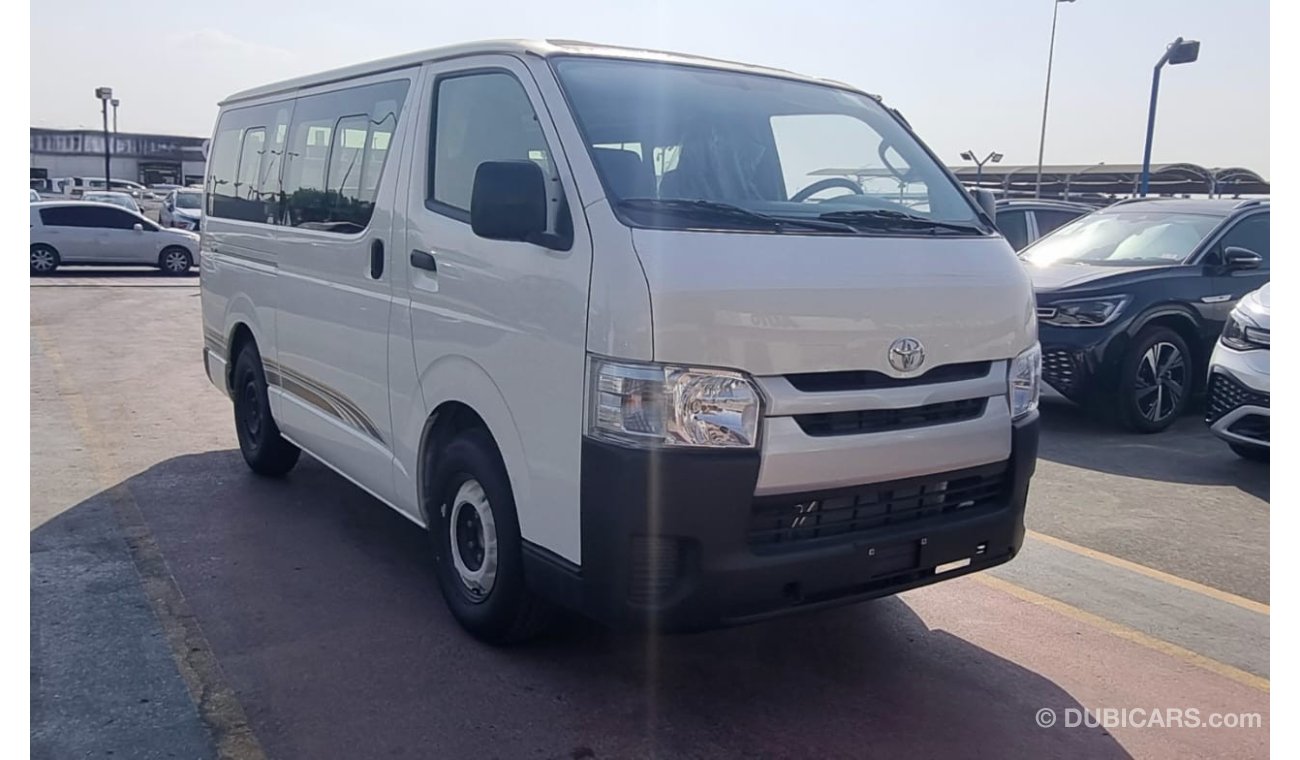 تويوتا هاياس TOYOTA HIACE VAN 2.5L DIESEL M/T STANDARD ROOF MY 2024