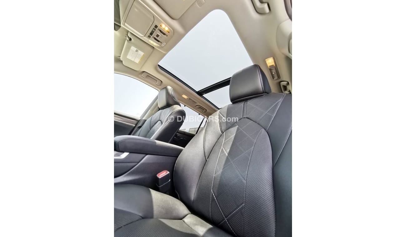 Toyota Highlander Toyota Highlander Platinum- 2021- Silver