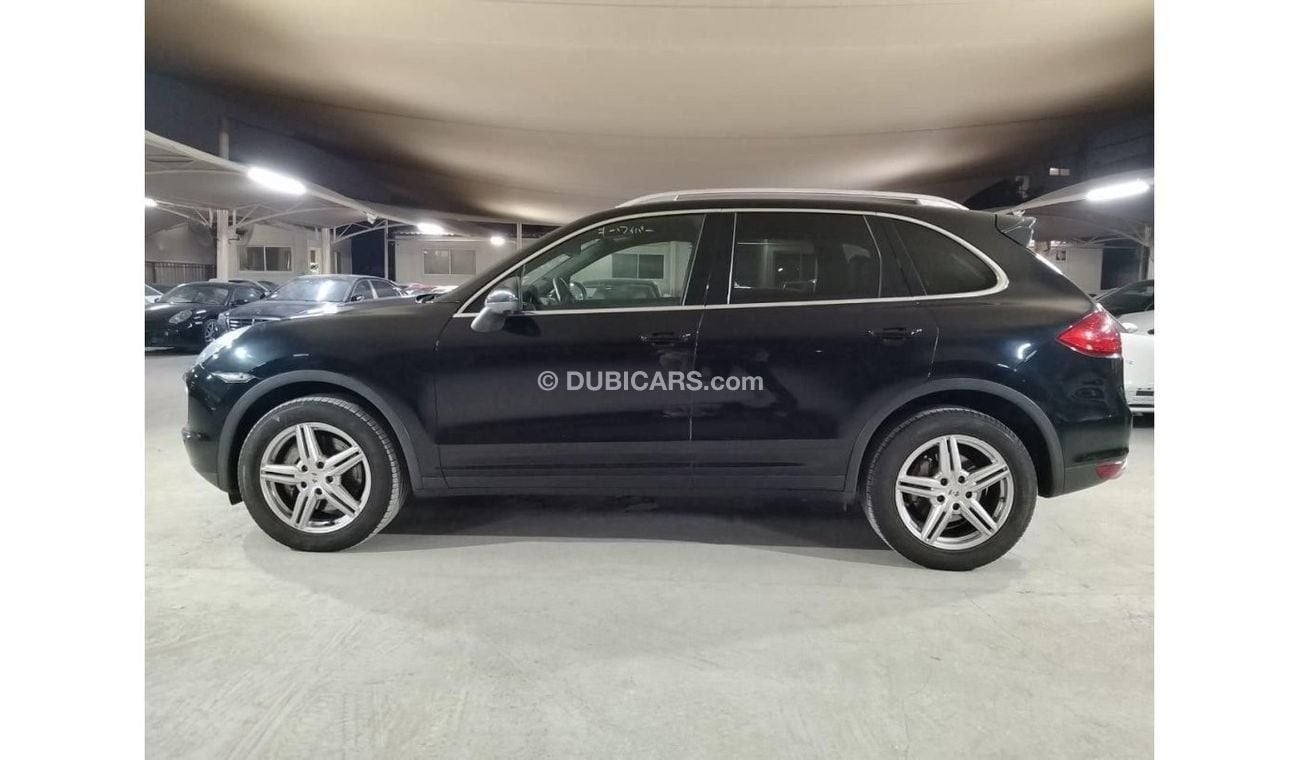 Porsche Cayenne PORSCHE CAYENNE S 4.8L 2011, WITH SUNROOF, LEATHER INTERIOR AND MORE..