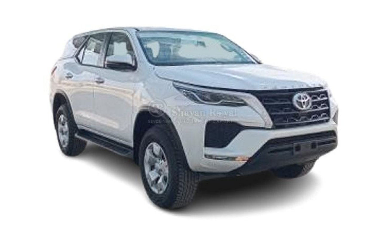 Toyota Fortuner LHD 2.4L DIESEL E 4X4 AT_24YM