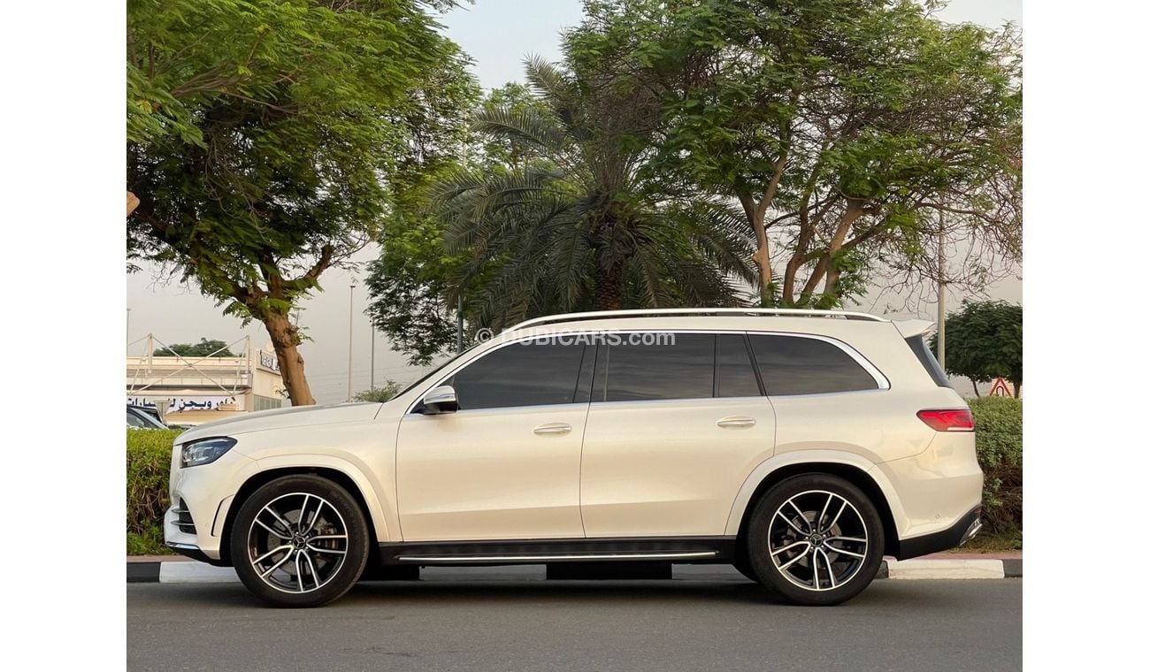 Mercedes-Benz GLS 580 Premium 4.0L (489 HP)