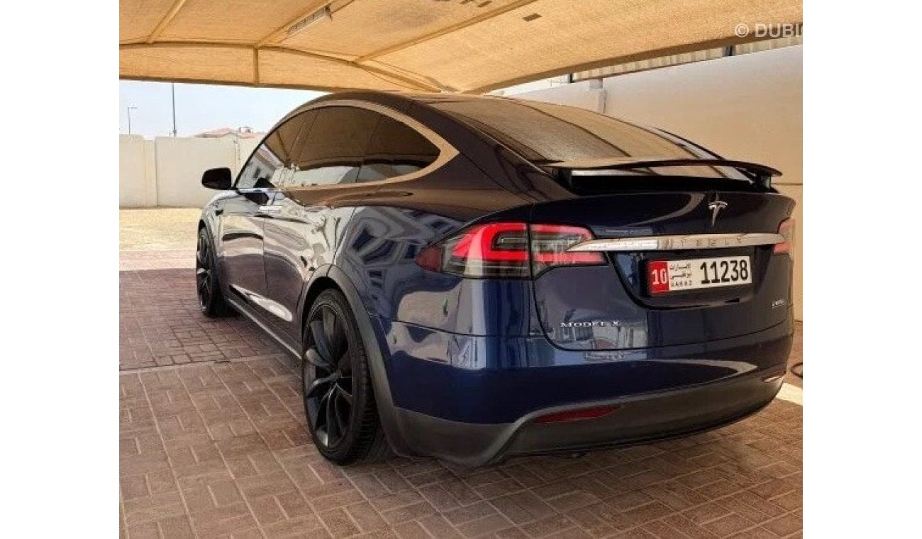 Tesla Model X تسلا مودل اكس