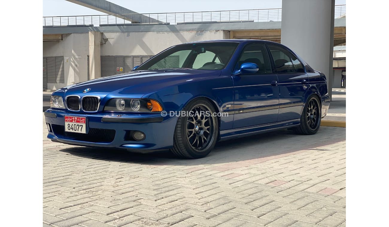 بي أم دبليو M5 E39