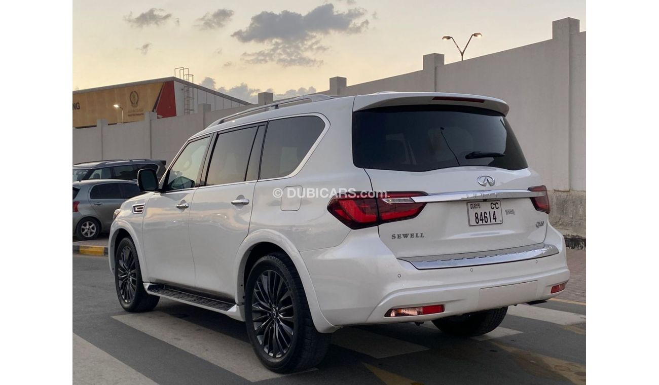 Infiniti QX80 Limited 5.6L