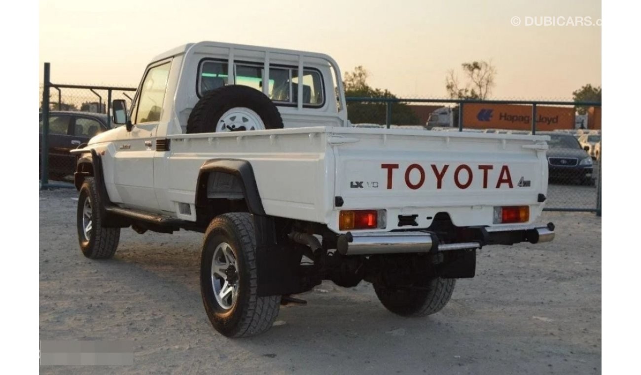 Toyota Land Cruiser Pick Up