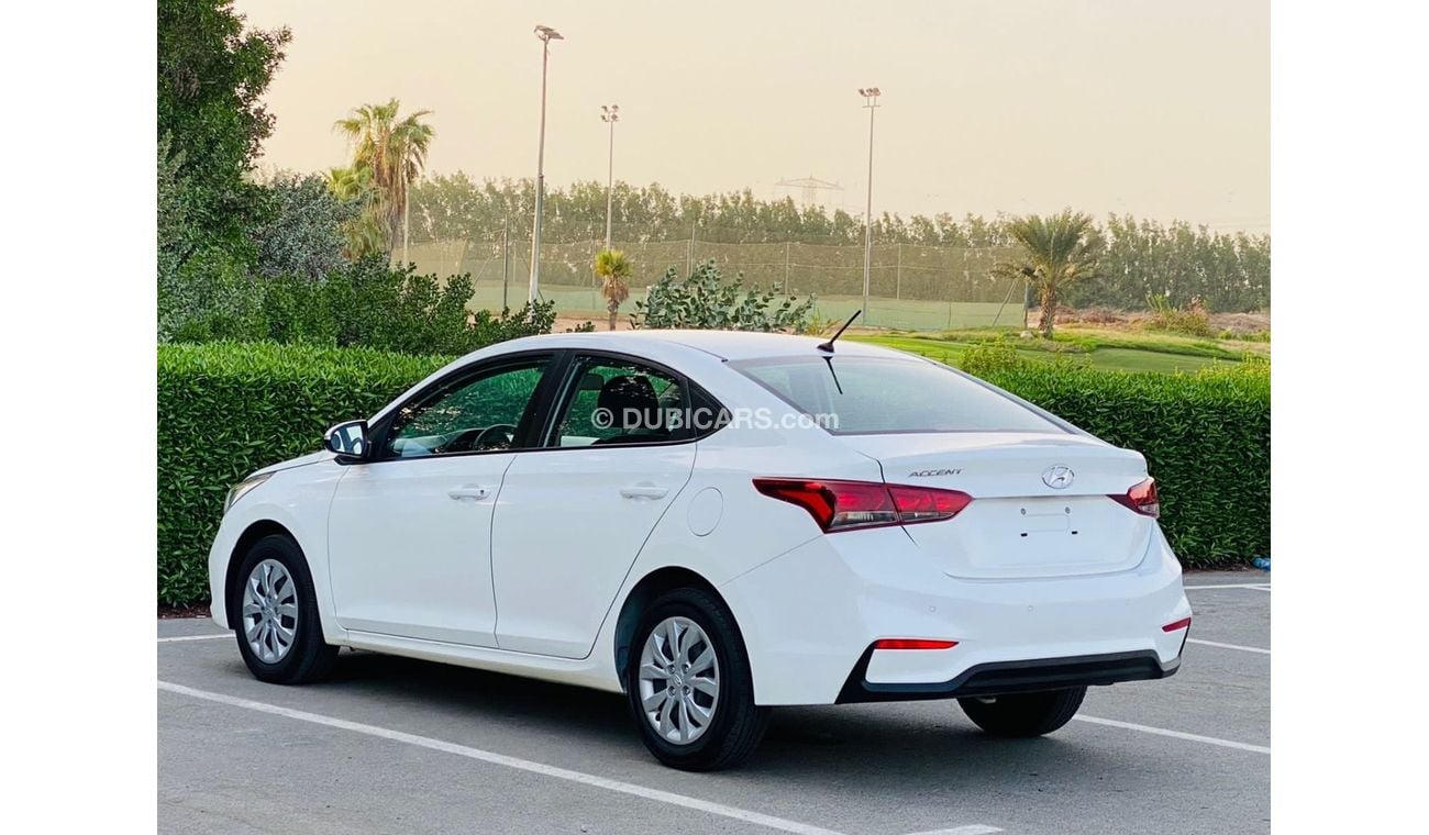 Used Hyundai Accent Base HYUNDAI ACCENT 1.6 2019 for sale in Dubai - 657397