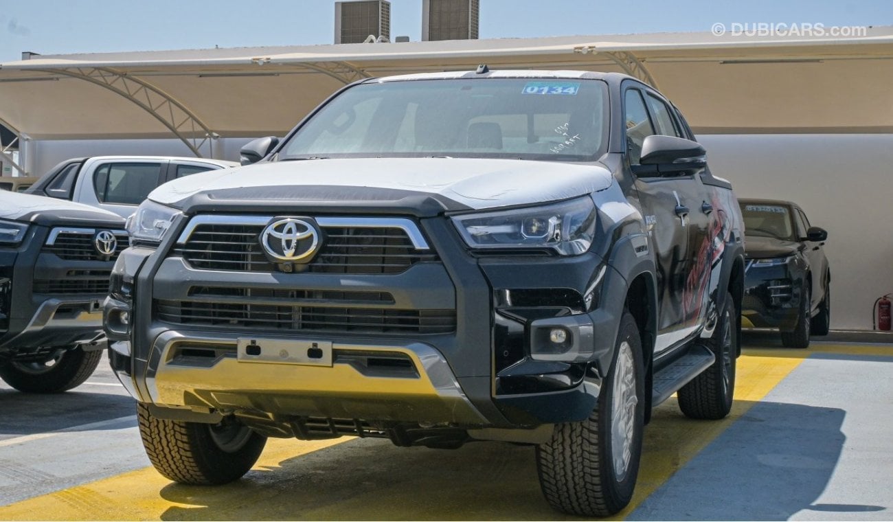 Toyota Hilux Adventure SR5 V6 black