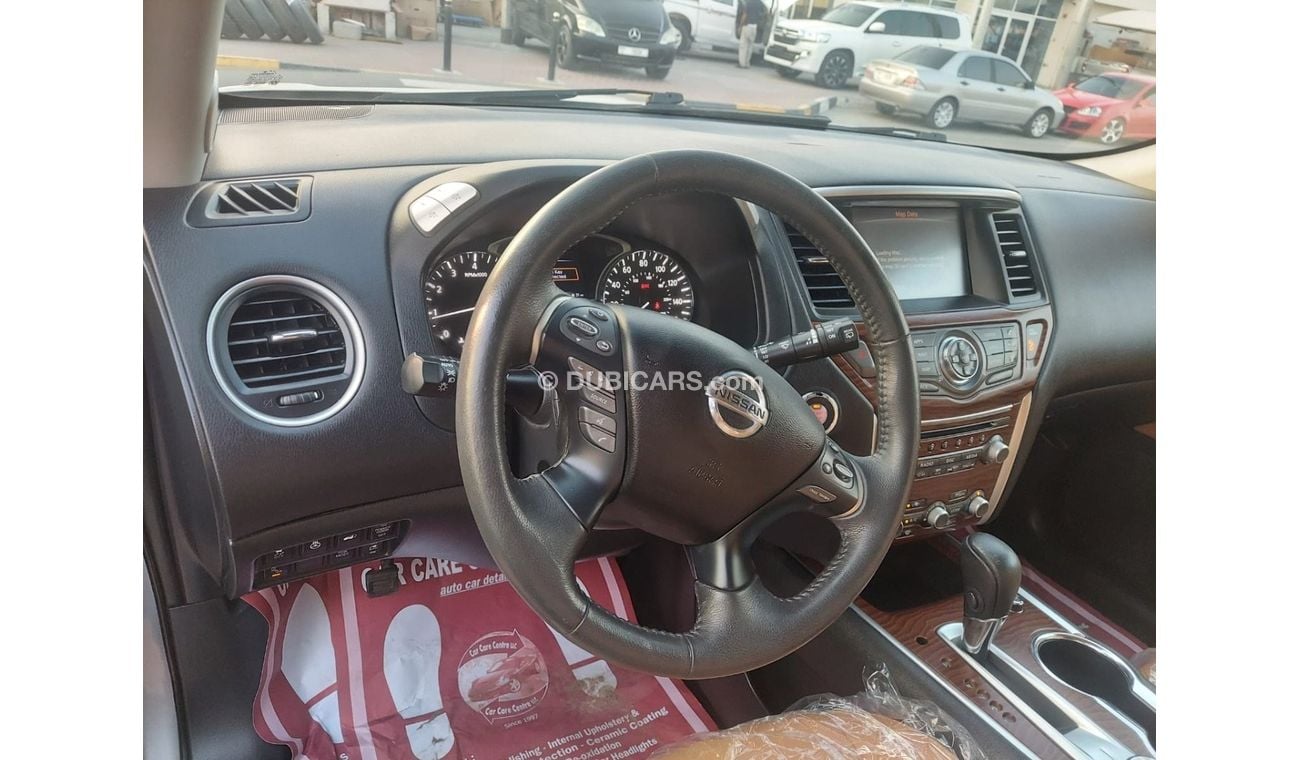 Used Nissan Pathfinder 2018 for sale in Dubai - 686605