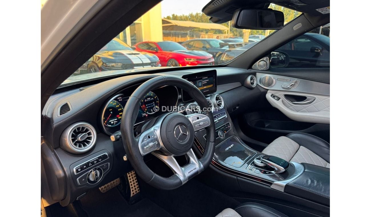 مرسيدس بنز C 63 AMG Std 4.0L Sedan