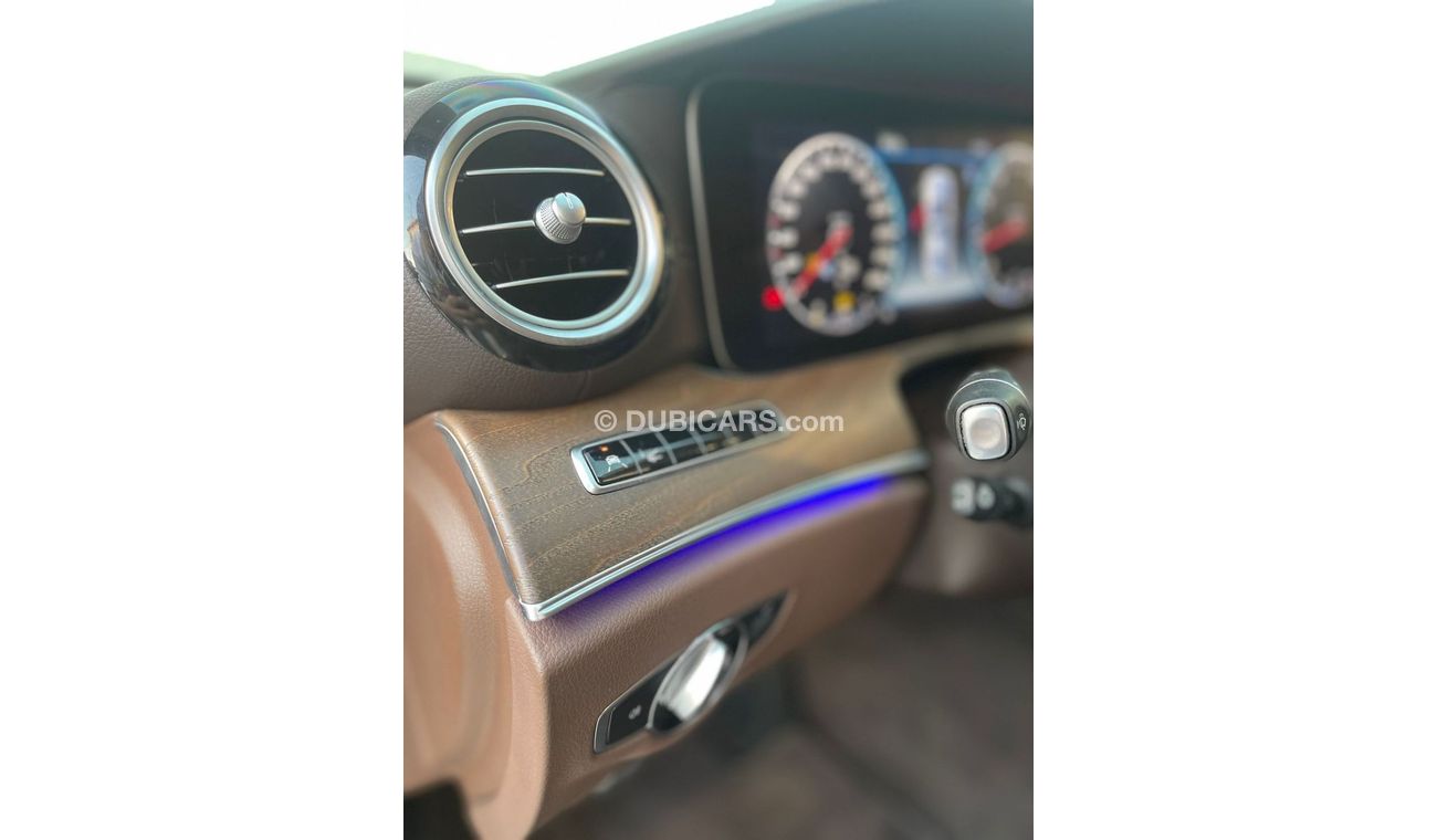 Mercedes-Benz E300 E300 EXCLUSIVE 2019 KOREA