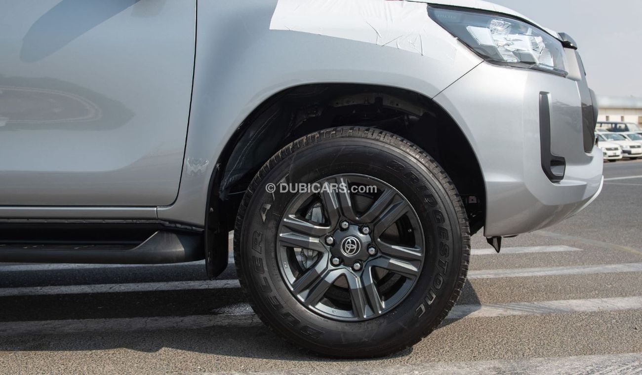 تويوتا هيلوكس TOYOTA HILUX 2.4L MID OPTION A/T MY2024 FOR EXPORT