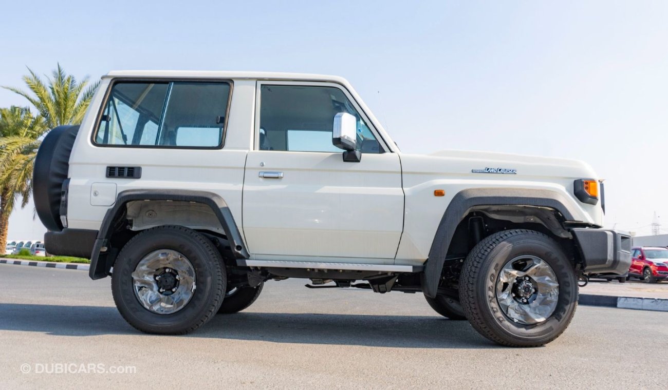 تويوتا لاند كروزر هارد توب 2024 Land Cruiser 71 3Doors 4.0L Petrol with alloy Wheel