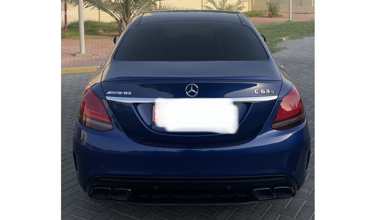 Mercedes-Benz C 63S AMG