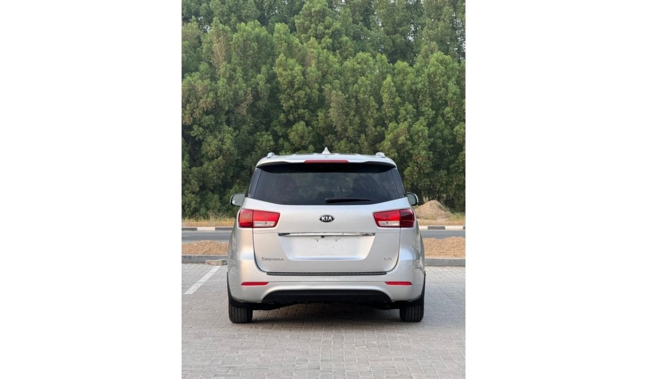 Kia Sedona KIA SEDONA 2016 MODEL AMERICAN