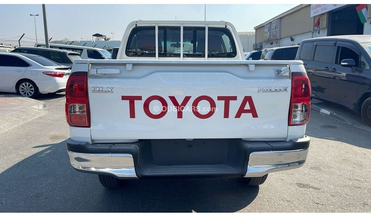 Toyota Hilux TOYOTA HILUX 2.4 AT BASIC WHITE 2024