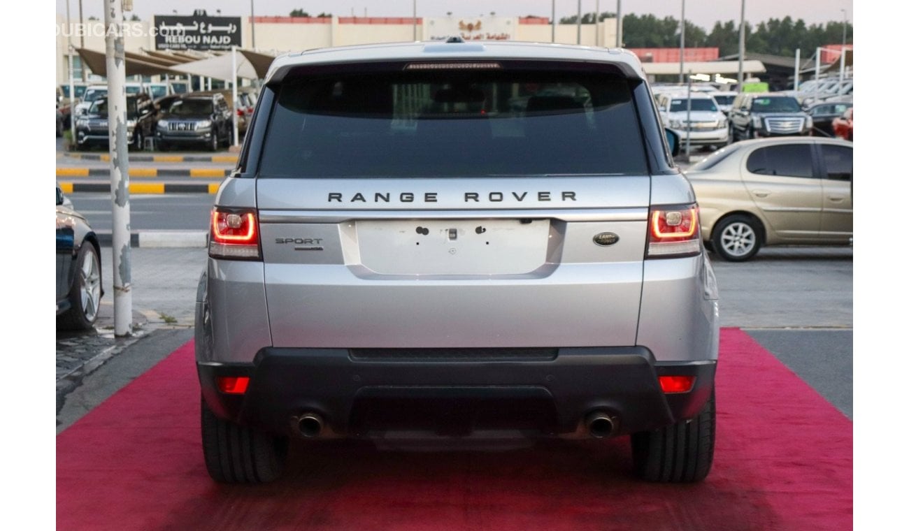 لاند روفر رينج روفر سبورت Range Rover Sport HSE / 2014 / GCC / Free Accident/ First Owner