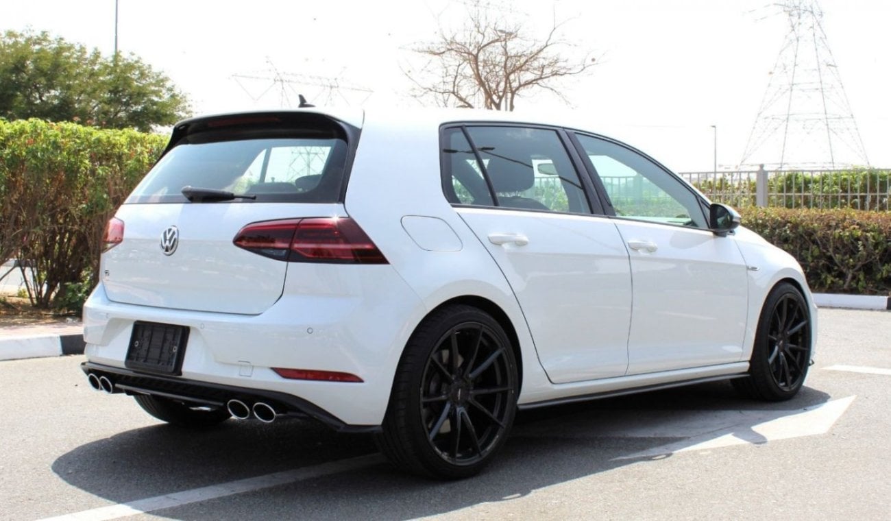 فولكس واجن جولف ار VOLKSWAGEN GOLF R 2019 GCC WITH FULL AGENCY SERVICE HISTORY IN MINT CONDITION