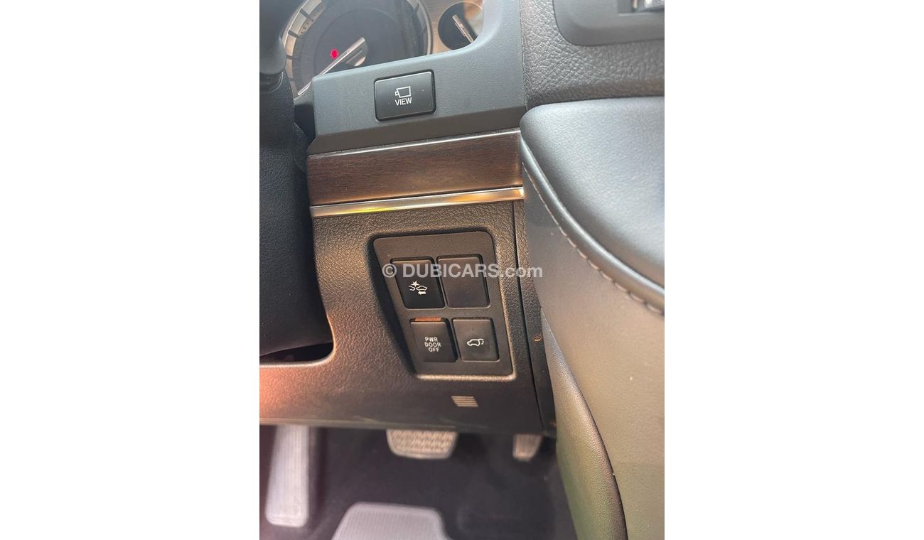 Toyota Land Cruiser TRIM (Arabic) ​ VXR 2021 Toyota Land Cruiser VXR (J70), 5dr SUV, 5.7L 8cyl Petrol, Automatic, Four W