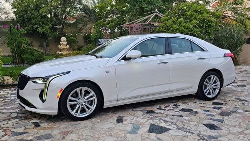 كاديلاك CT4 premium luxury