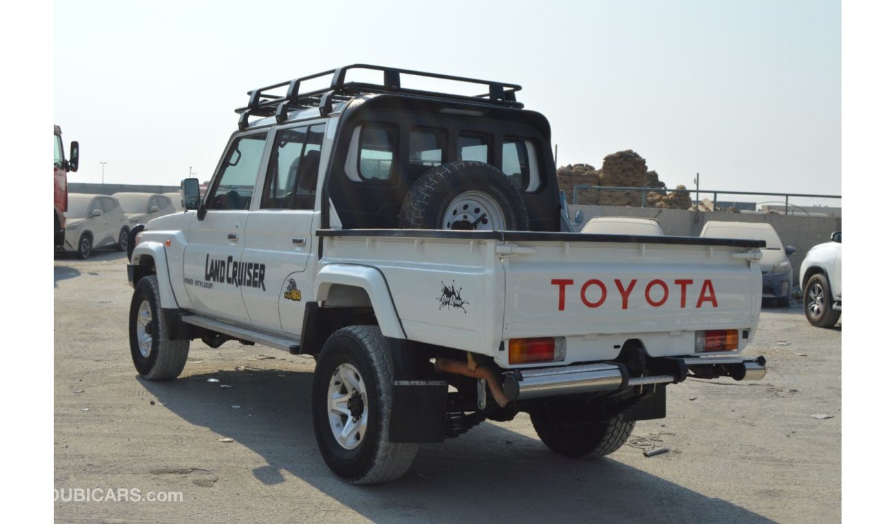 Toyota Land Cruiser Pick Up Double Cab Std Perfect insaid and out