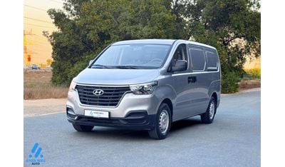 Hyundai H-1 Cargo Van 2.5L RWD / Diesel MT / Like New Condition / Lowest Price / Book Now!