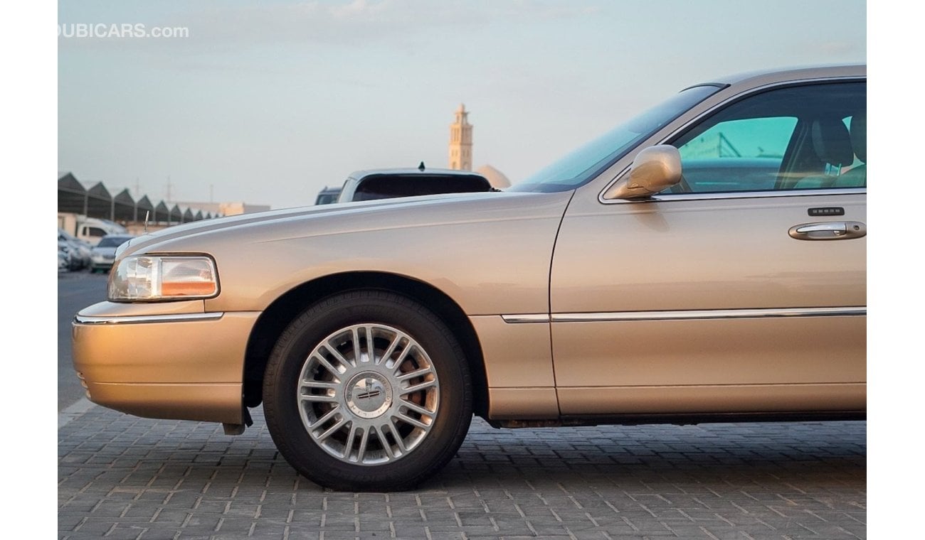 Lincoln Town Car