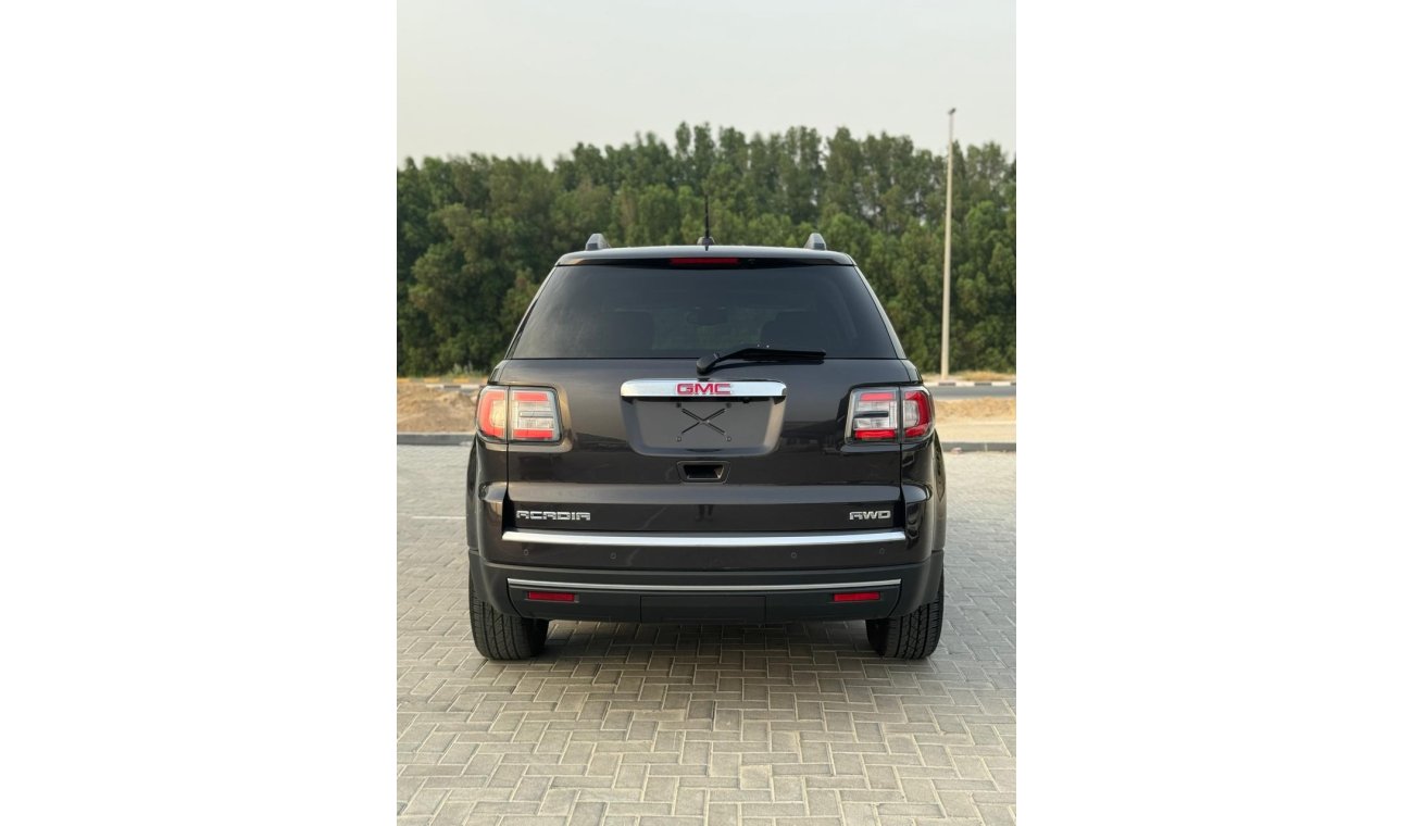 GMC Acadia SLT GMC ACADIA 2016 MODEL GCC