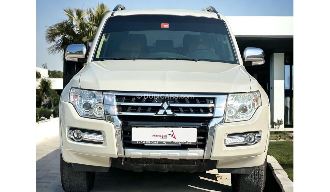 Mitsubishi Pajero GLS 3.5L (186 HP) (7 Seater)