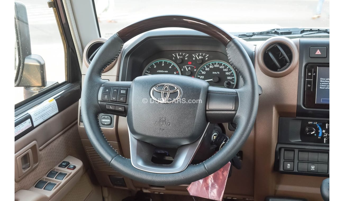 تويوتا لاند كروزر هارد توب TOYOTA LAND CRUISER 76 4.5L 4WD MT 5DOOR SUV 2024