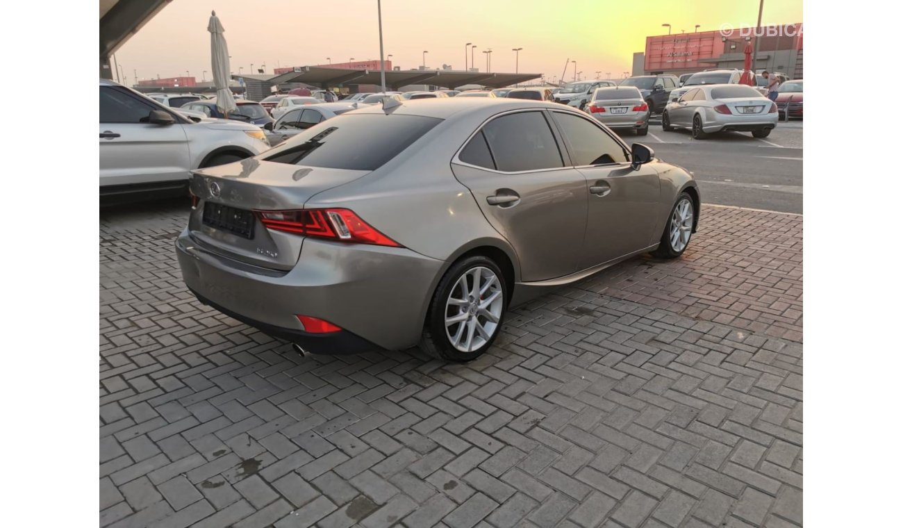 Lexus IS250 Premier n very good condition inside and outside