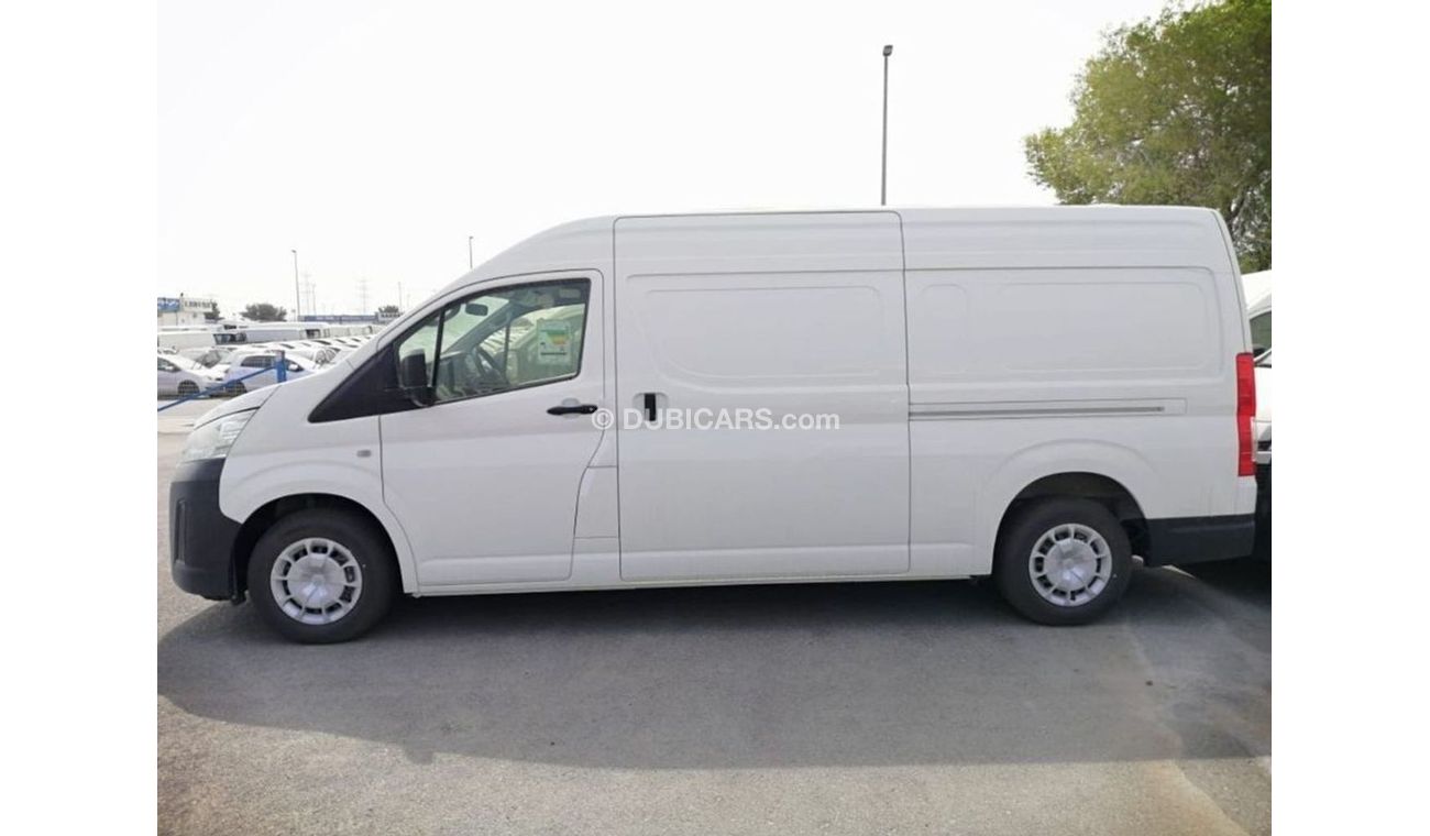 Toyota Hiace cargo hi roof