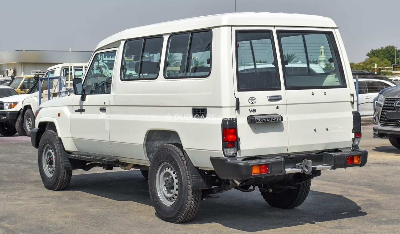 Toyota Land Cruiser Hard Top 4.5L Diesel V8