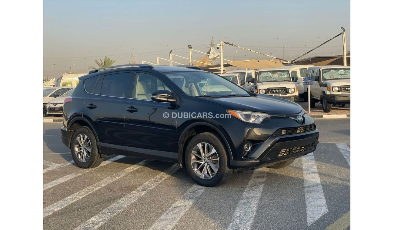 تويوتا راف ٤ 2018 Toyota Rav4 XLE 4x4 Full Option Push Start - Hybrid Fuel ⛽️-