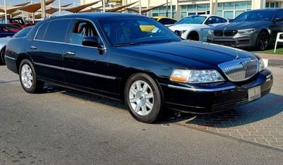 Lincoln Town Car town car large